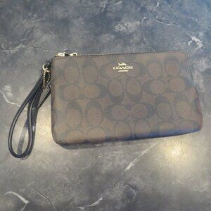 Coach Signature Brown Double Zip Wristlet Wallet Two Compartment NWT